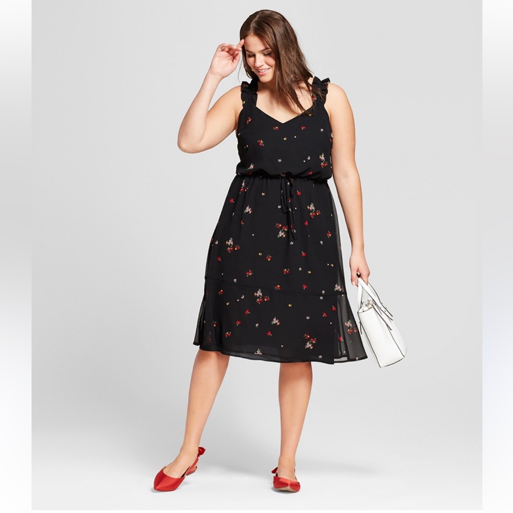 WHO WHAT WEAR Floral Print Ruffle Strap Dress Size L